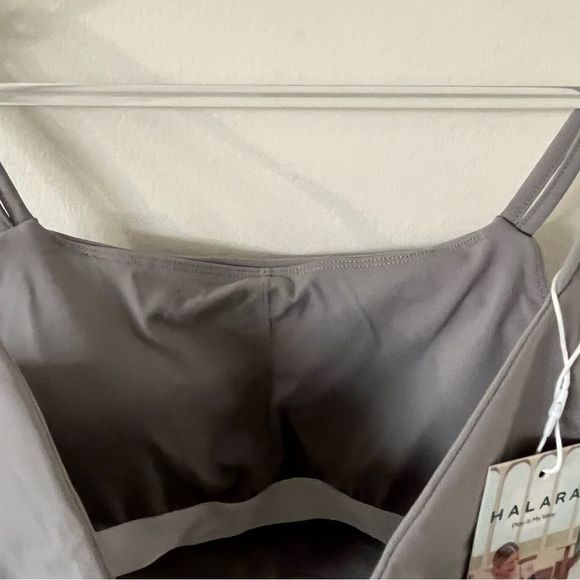 NWT HALARA Yoga Double Strap Backless Twisted Cropped Tank Top, Size S gray - Picture 7 of 9